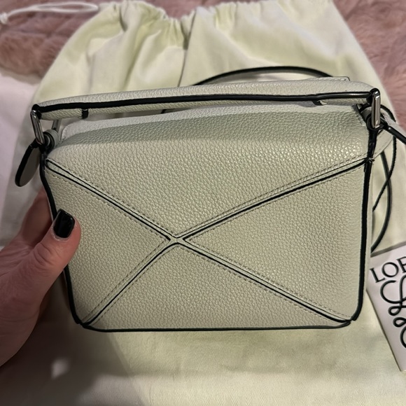 Making room - Picture 4 of 6